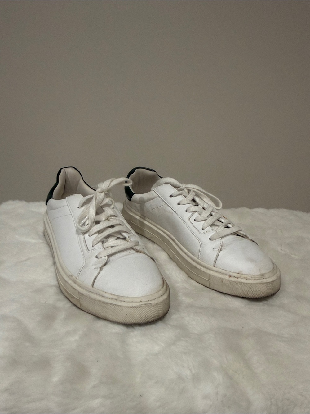 Zara White Low-Top Sneakers with Green Heel Tab